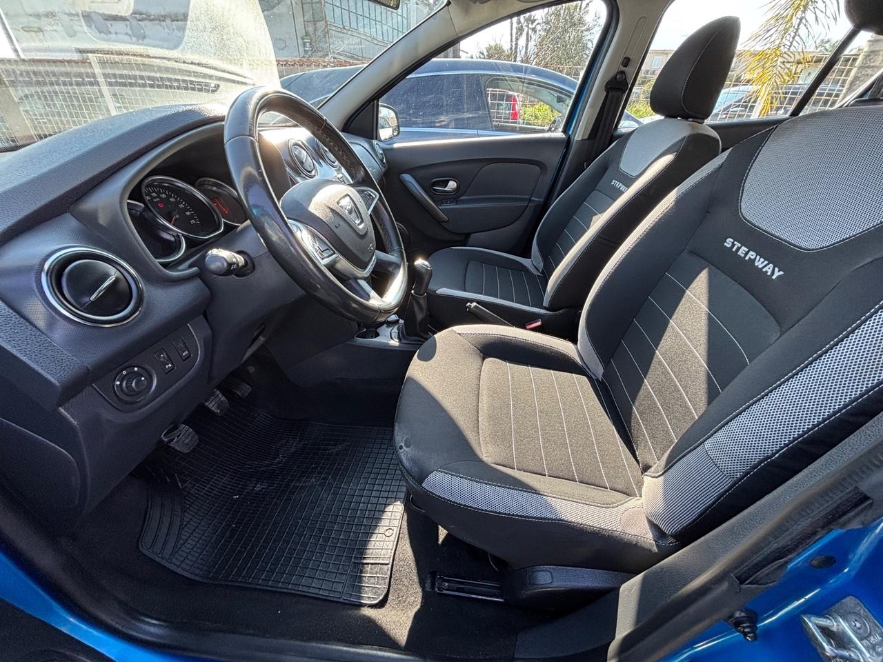 DACIA SANDERO STEPWAY 1.5DCI 90CV FULL OPT