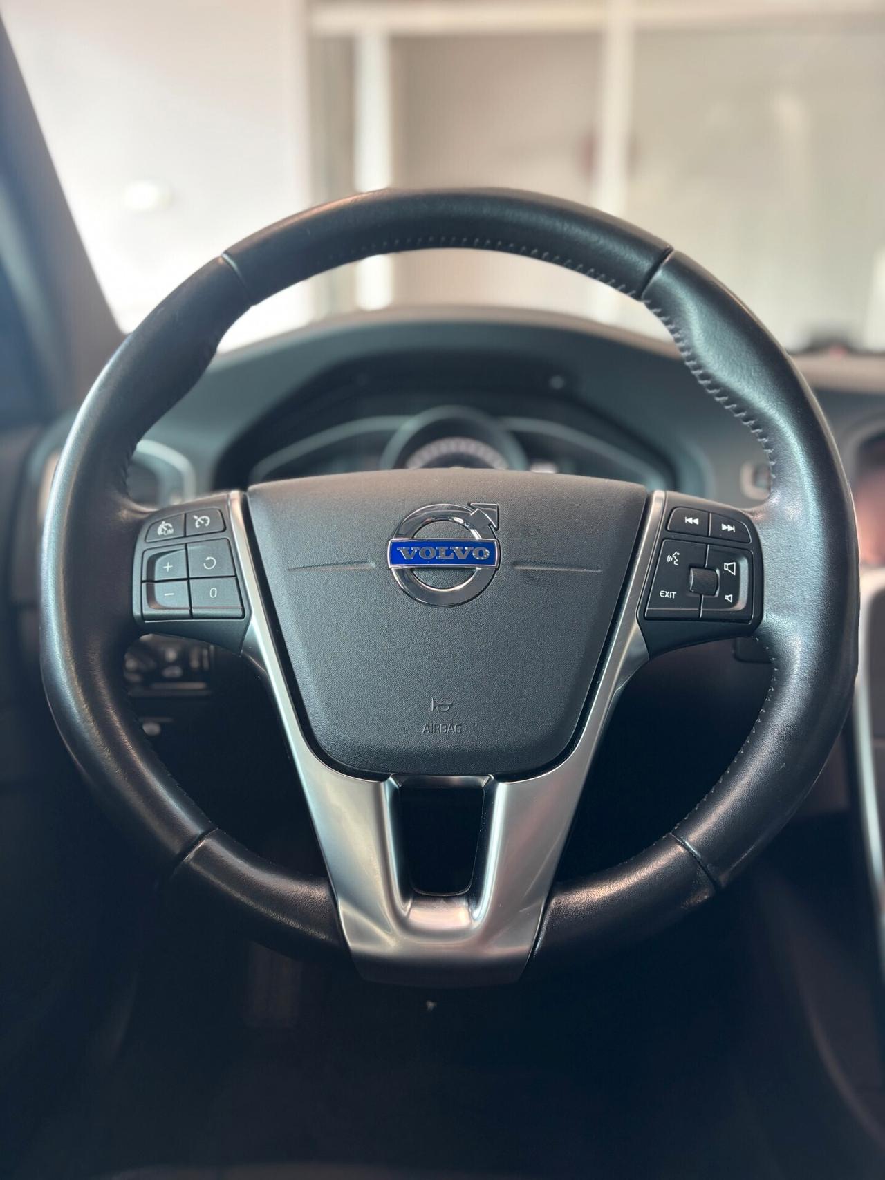 Volvo V60 2.0 d2 Summum geartronic*CINGHIA FATTA 134000KM*