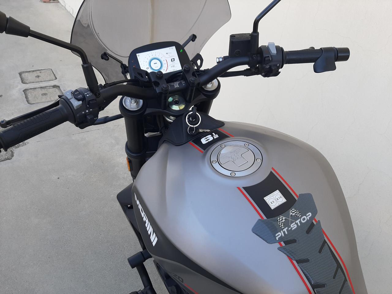 Moto Morini 6½ STR ABS