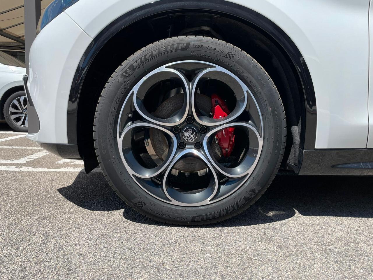 Alfa Romeo Stelvio 2.2 Turbodiesel 210 CV AT8 Q4 Veloce