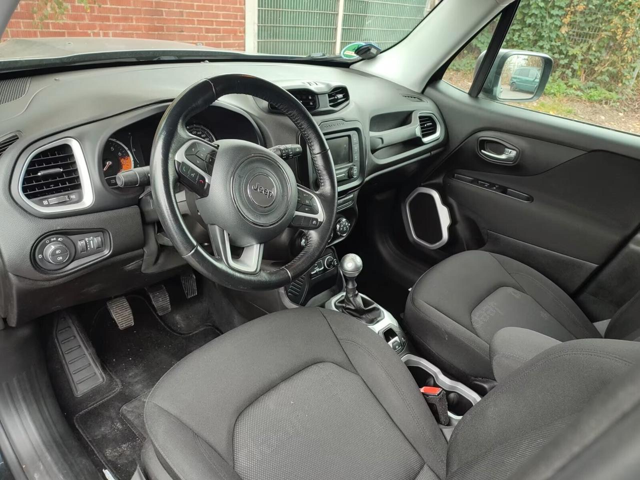 Jeep Renegade 1.6 E-TorQ EVO Longitude
