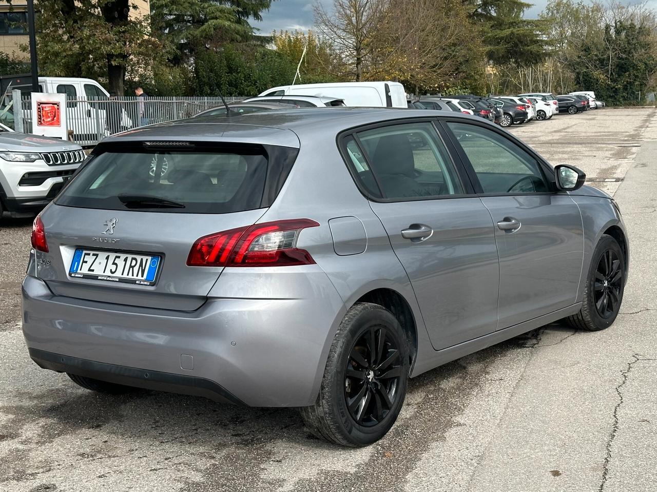 Peugeot 308 BlueHDi 100 S&S Active