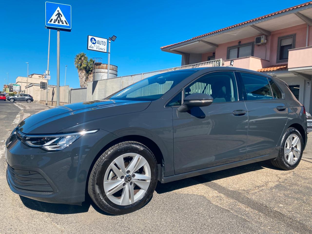 Volkswagen GOLF VIII 1.0 eTSi evo DsG LIFE 110Cv