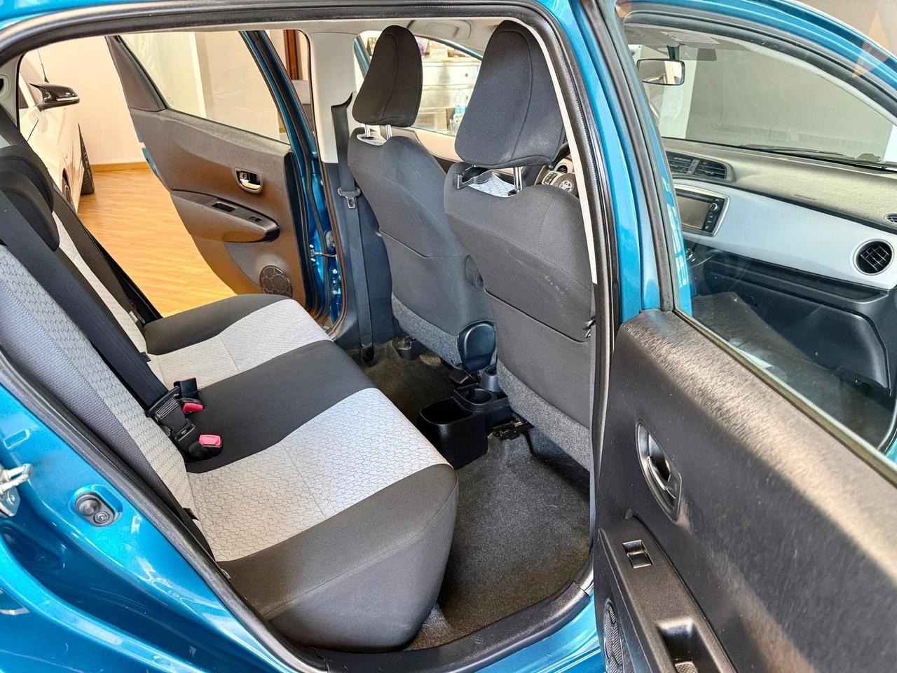Toyota Yaris 1.3 benzina 5 porte