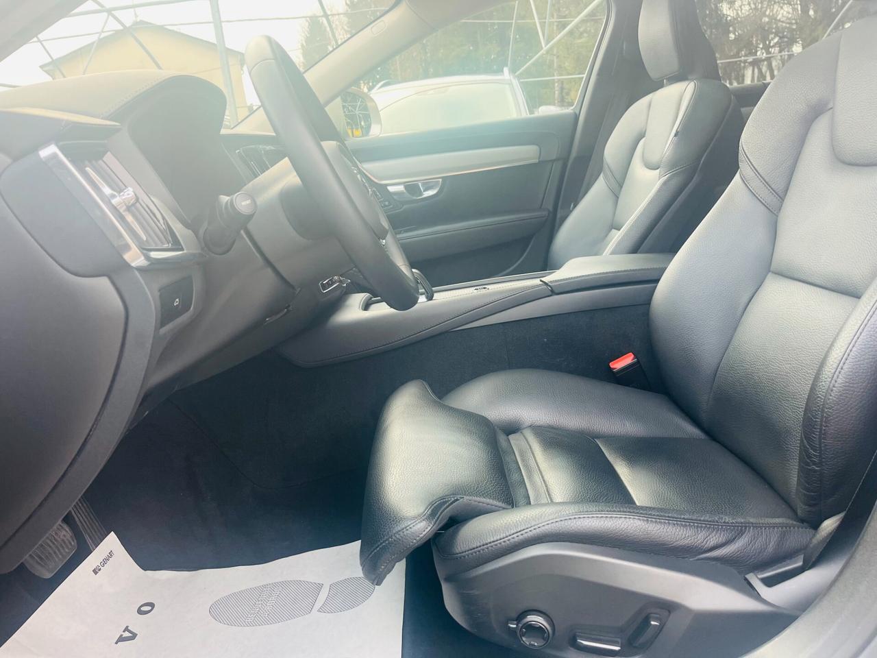 Volvo V90 Cross Country B4 (d) AWD automatico Ultimate