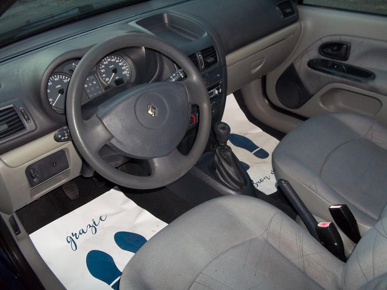 Renault Clio Authentique 1.2 8v 3p 126.300km ok neopatentati