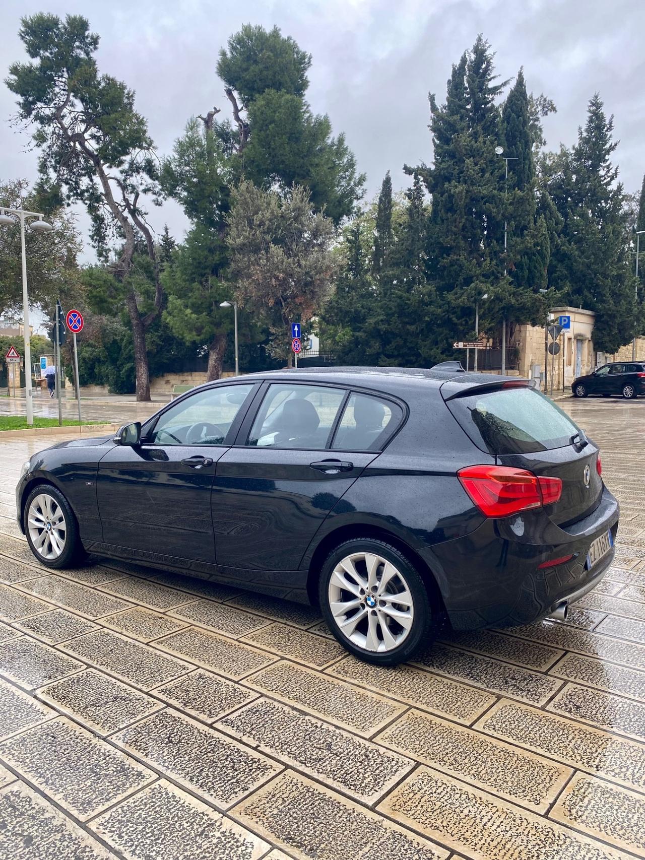 Bmw 116 116d 5p. Urban