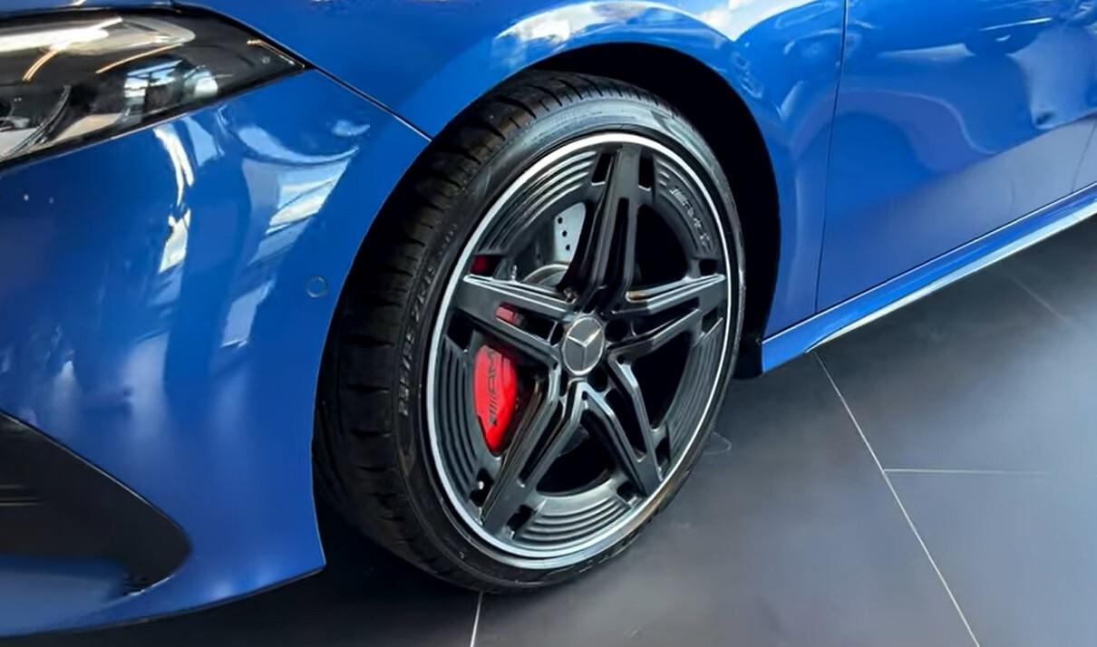 Mercedes-Benz A 35 AMG 306CV 4Matic Premium Spectral Ed.