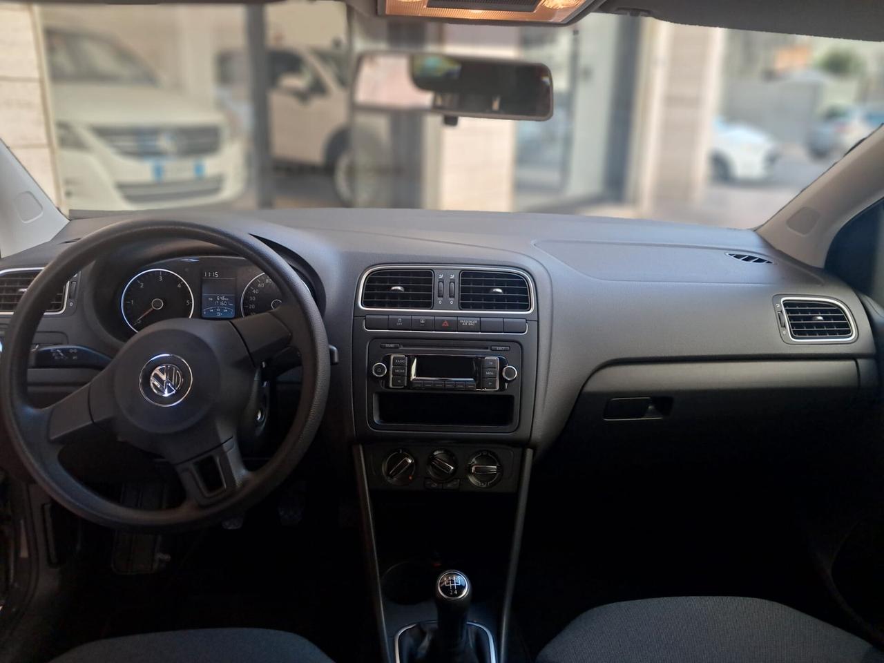 VOLKSWAGEN POLO 1.6 Diesel 90 CV-NEOPATENTATI-Euro5990