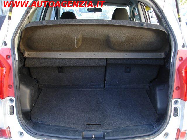 SUBARU Trezia 1.3i 6MT Comfort MULTISPAZIO