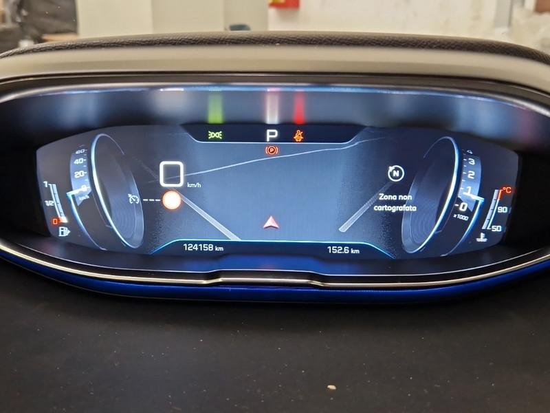PEUGEOT 3008 BlueHDI 130 EAT8 S/S Business