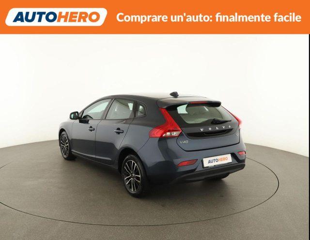 VOLVO V40 T2 Plus