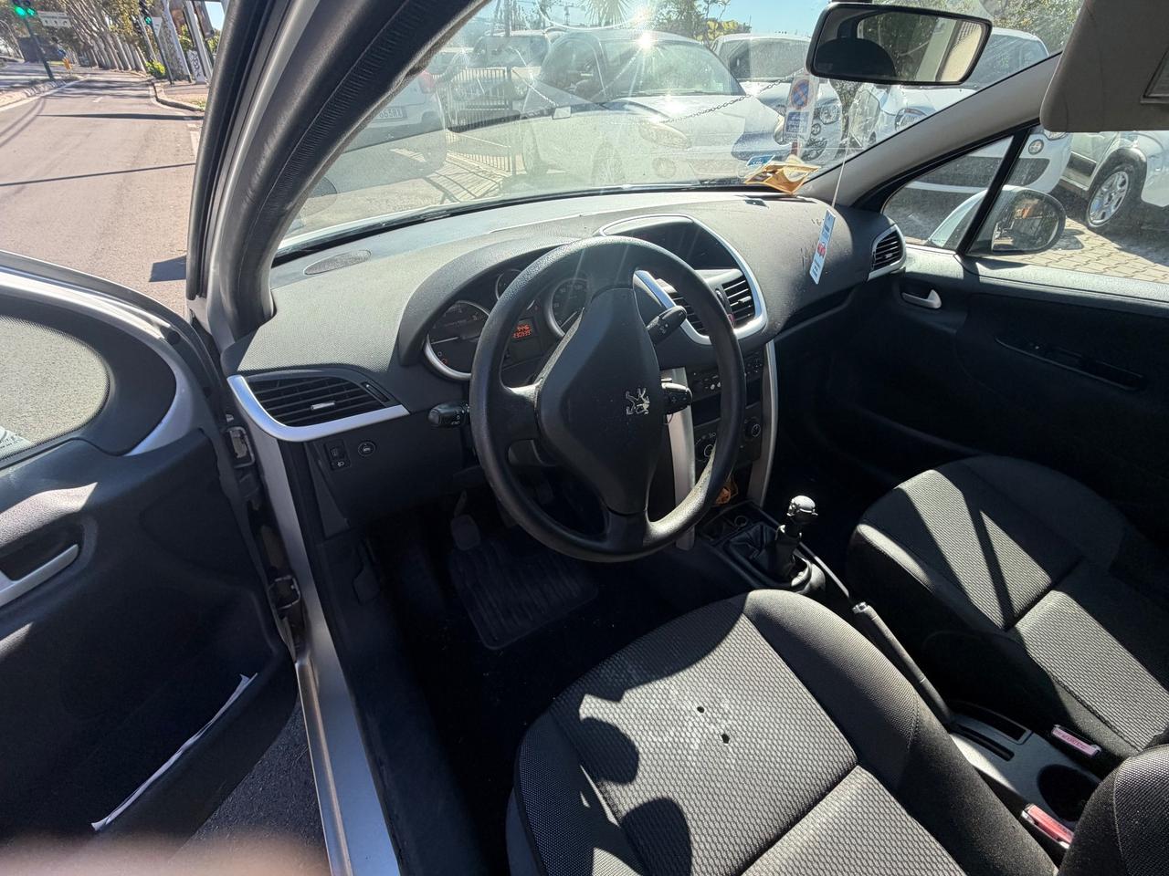 Peugeot 207 gpl 5porte manuale