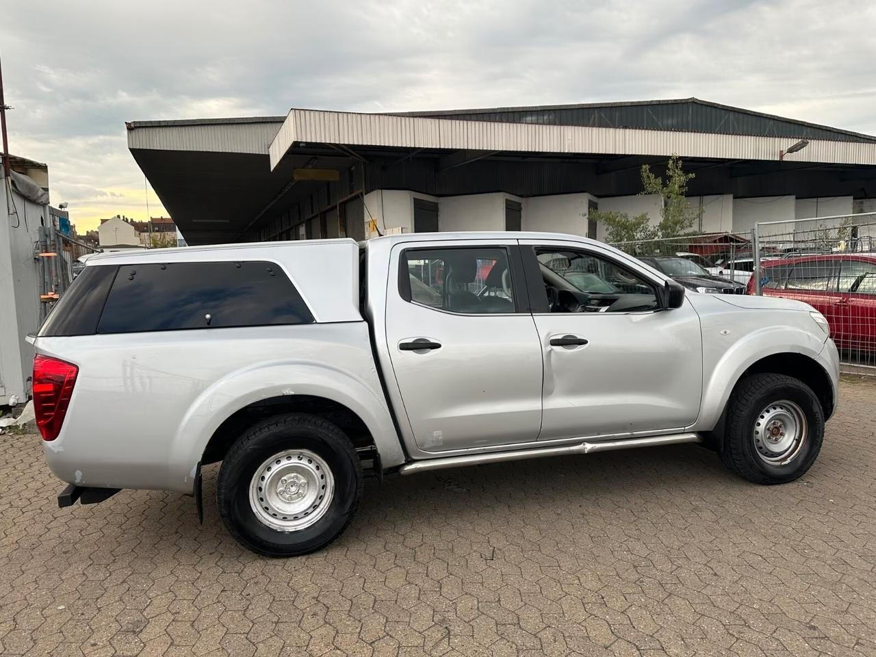 Nissan Navara 2.3 dCi 4WD Double Cab Acenta