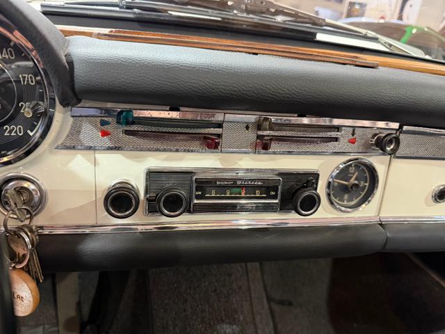 MERCEDES-BENZ SL 230 ISCRITTA ASI - HARDTOP NERO - RESTAURATA
