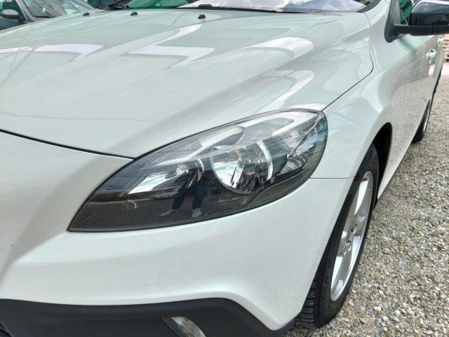 VOLVO V40 Cross Country D2 1.6 Business