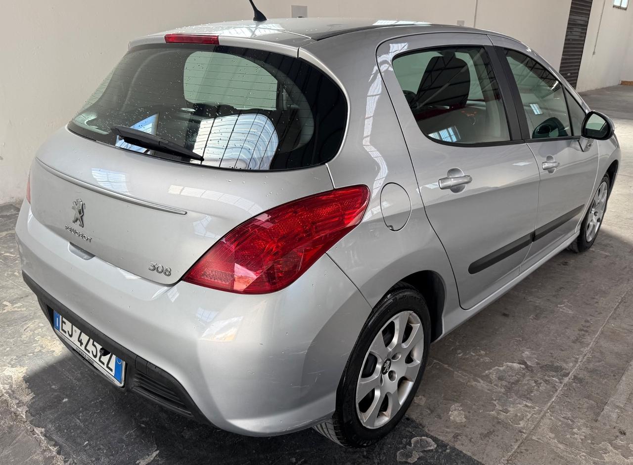 Peugeot 308 1.6 HDi 92CV 5p. - 2011