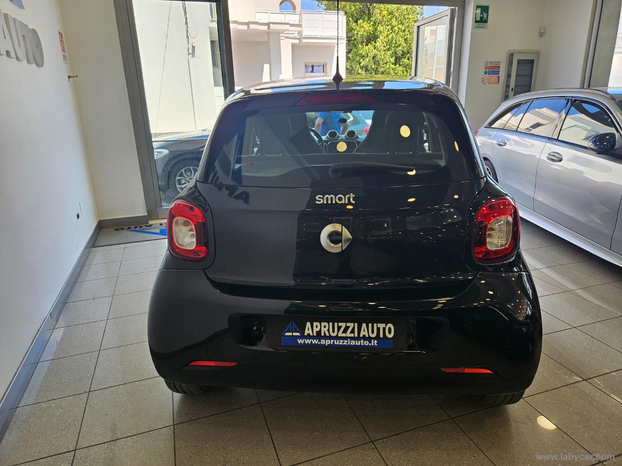 SMART forfour 70 1.0 Youngster