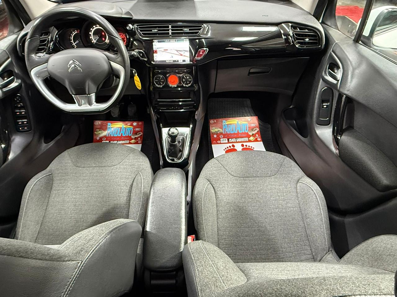 Citroen C3 1.2 82cv PureTech Exclusive - 2015