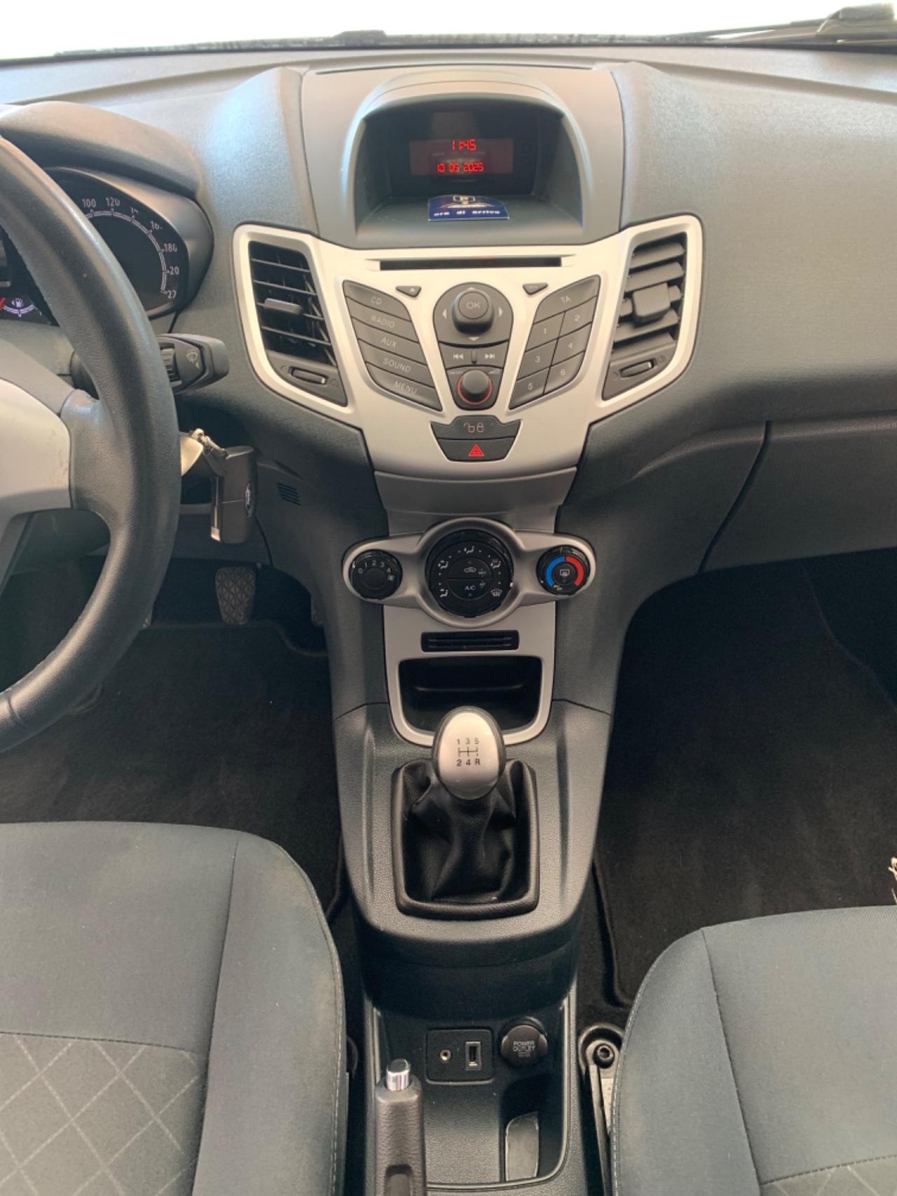 Ford Fiesta 1.2 82 CV 5 porte Titanium