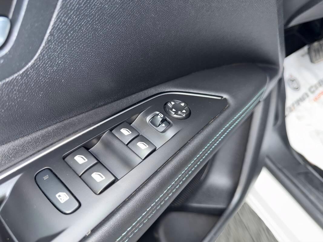 Peugeot 3008 II 1.6 hybrid phev Allure Pack 225cv e-eat8