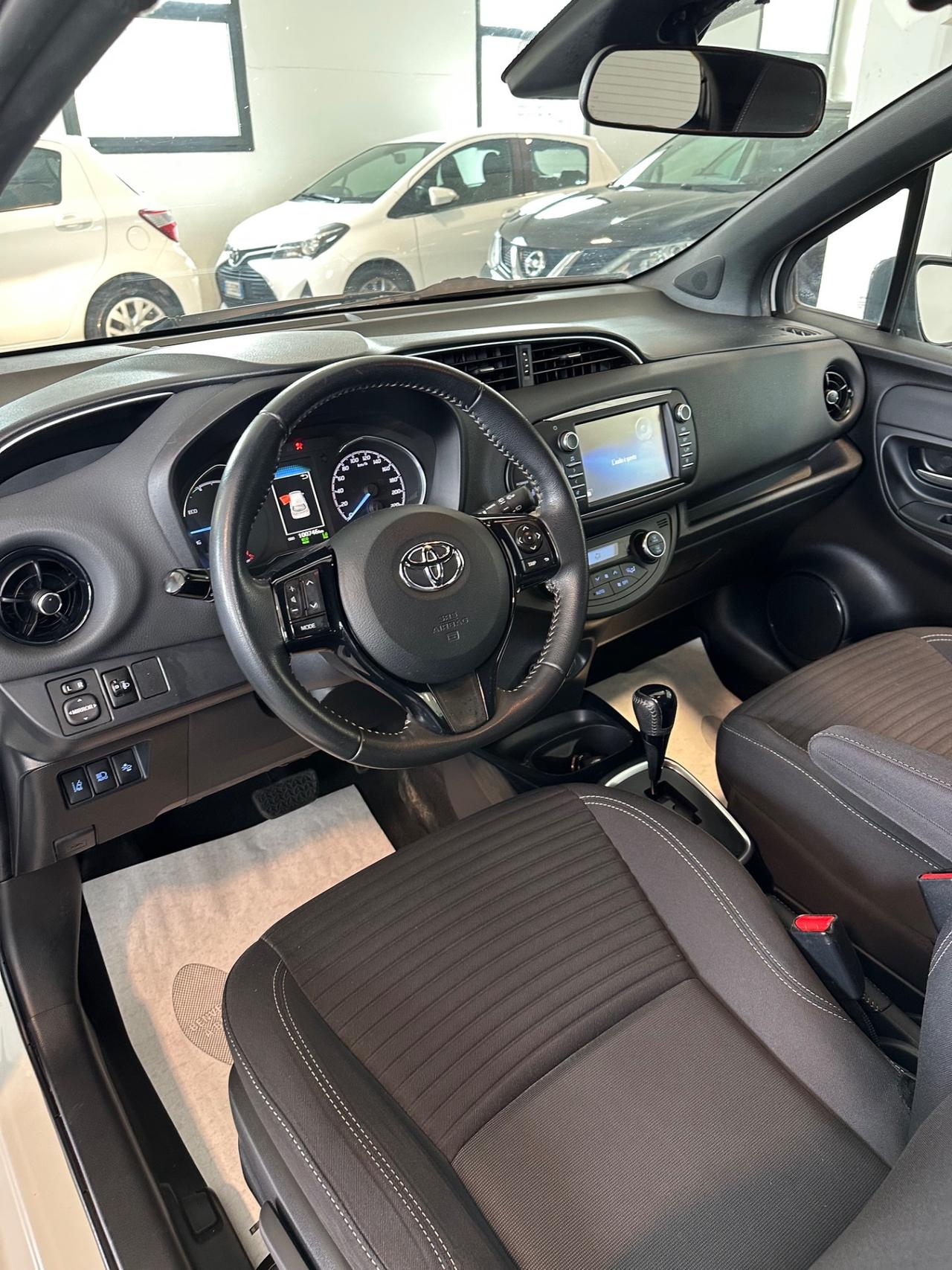 Toyota Yaris 1.5 Hybrid 5 porte Active