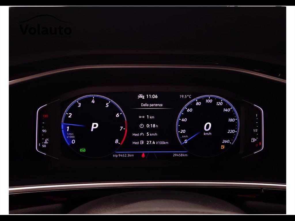 VOLKSWAGEN T-Roc 2022 - T-Roc 1.5 tsi R-Line dsg