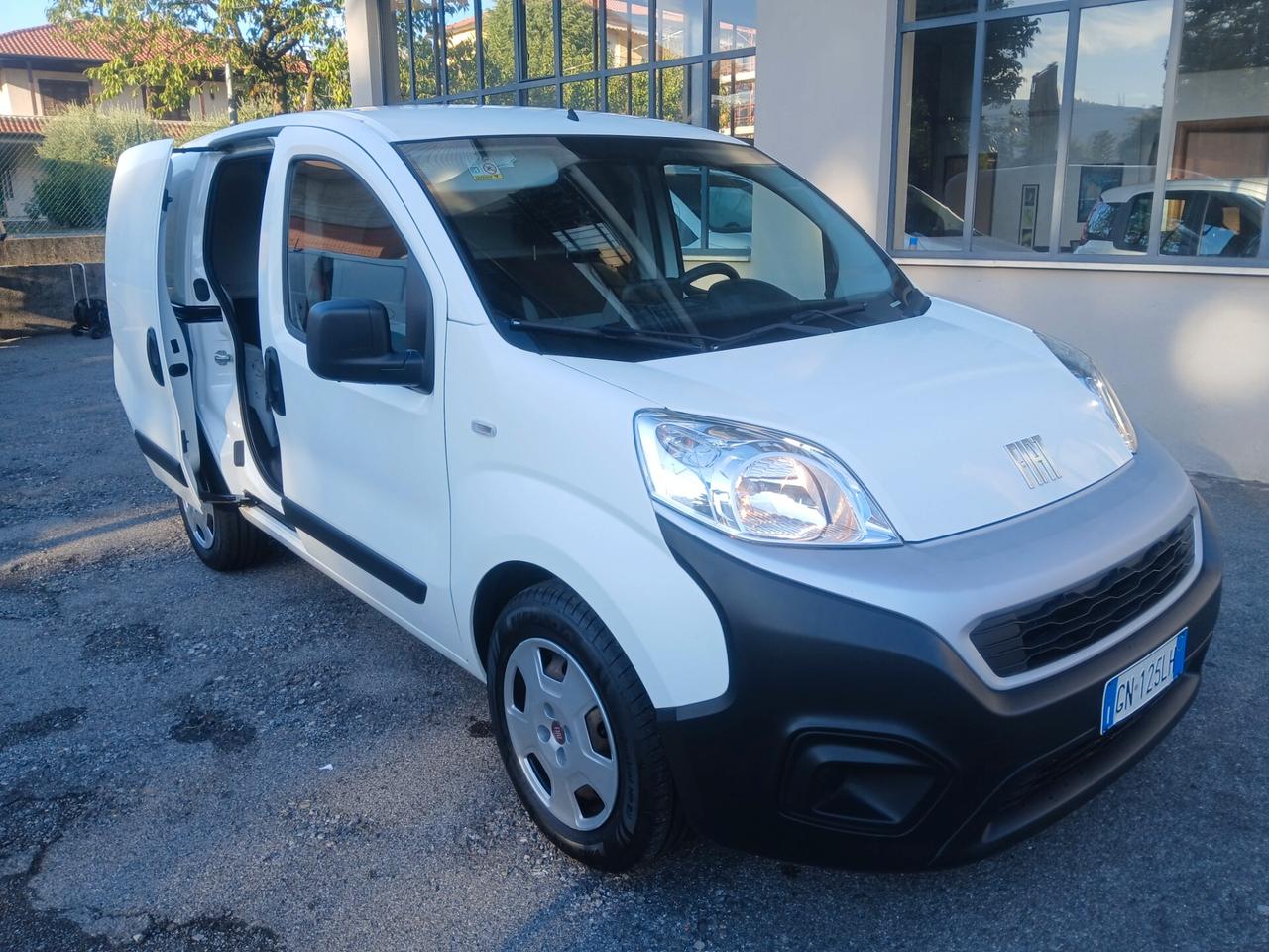 Fiat Fiorino 1.3 MJT 95CV Cargo Adventure
