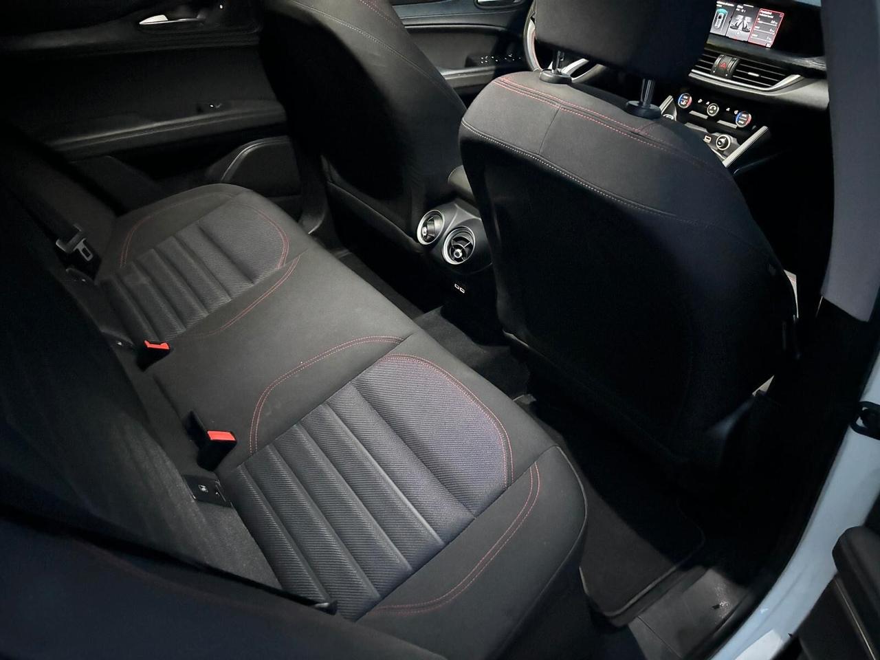 Alfa Romeo Stelvio 2.2 Turbodiesel 160 CV AT8 RWD Business 2021