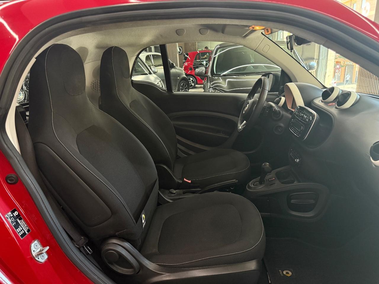Smart ForTwo 70 1.0 twinamic Passion Pronta consegna