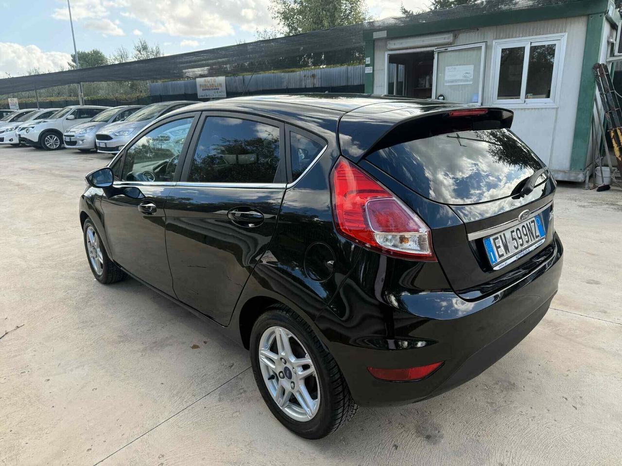 Ford Fiesta 1.4 5p. Bz.- GPL Titanium 163000KM 2013