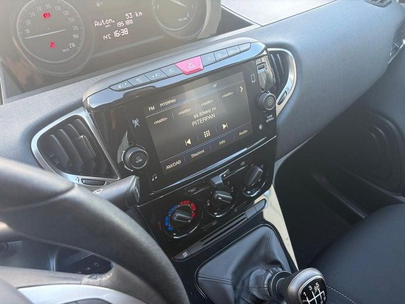 Lancia Ypsilon Ypsilon 1.0 FireFly 5 porte S&S Hybrid Ecochic Gold