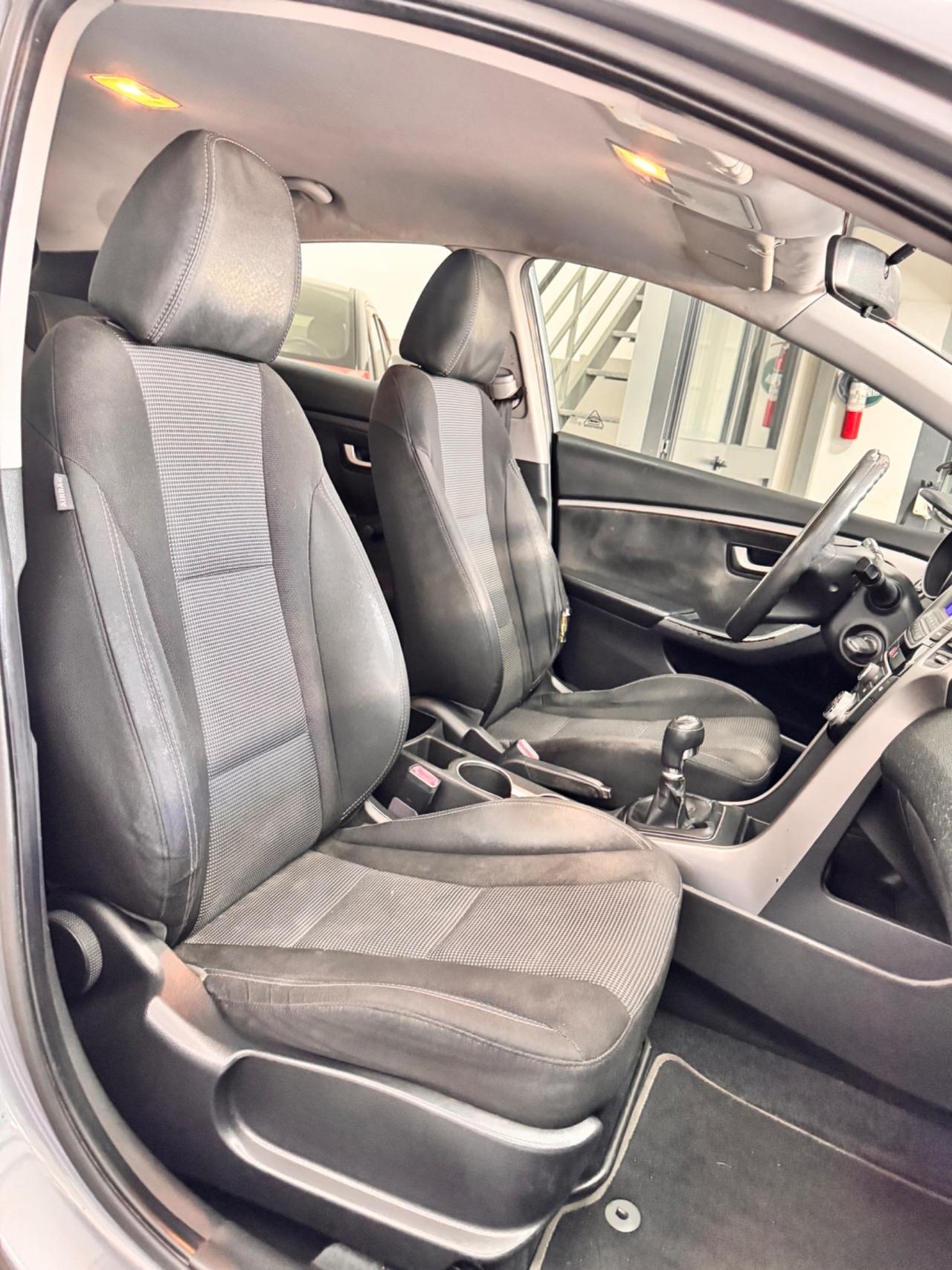Hyundai i30 1.4 CRDi 90 Cv 5 Porte Classic - 2012