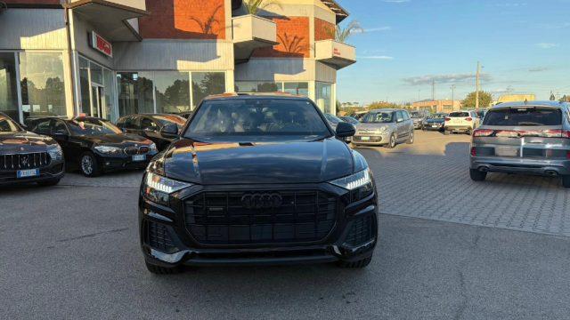 AUDI Q8 50 TDI 286 CV quattro tip Sport TETTO PANORAMA
