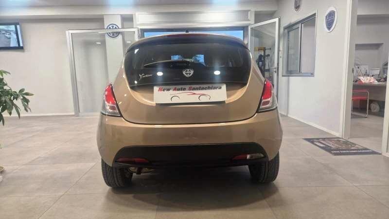 Lancia Ypsilon 1.2 69 CV S&S Gold