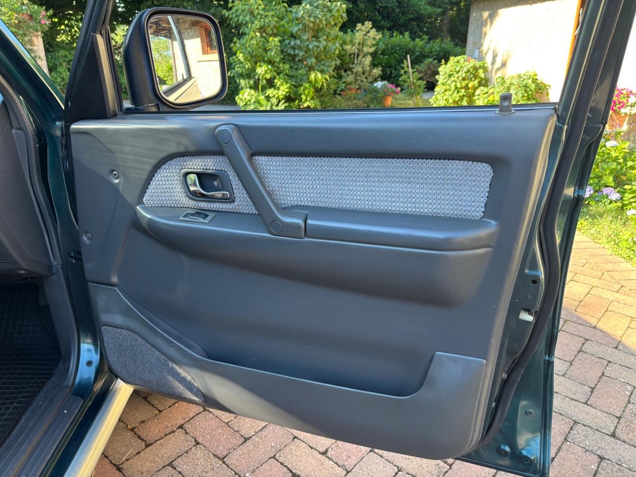 Mitsubishi Pajero 2.5 TDI Metal-top SS GLS Exec.