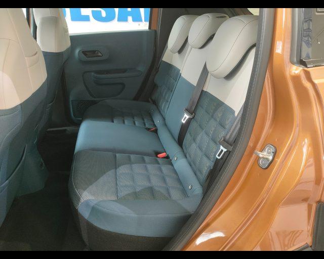 FIAT Grande Panda 44 kWh La Prima