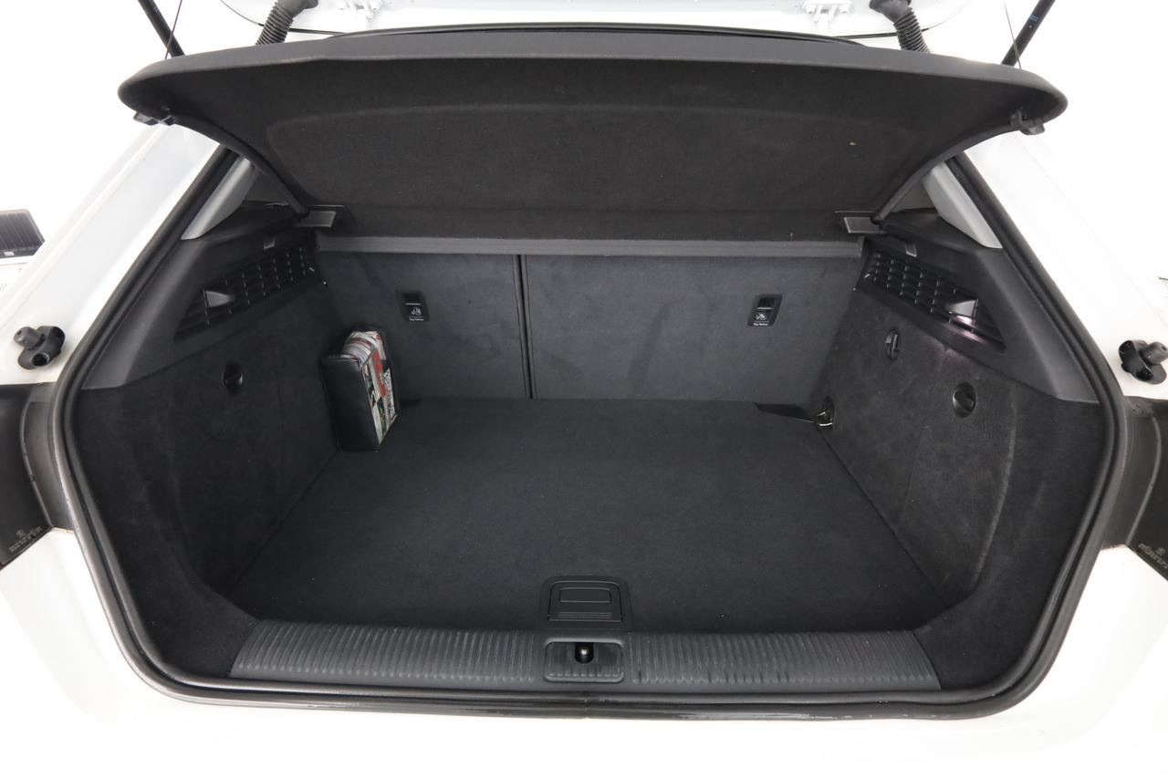 AUDI A3 3ª serie A3 SPB 30 TFSI Admired