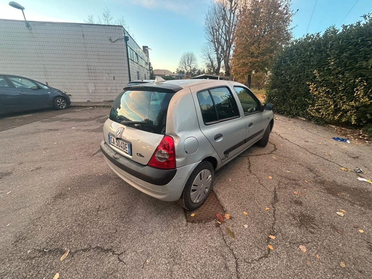 Renault Clio 1.2 16V benzina 5 porte