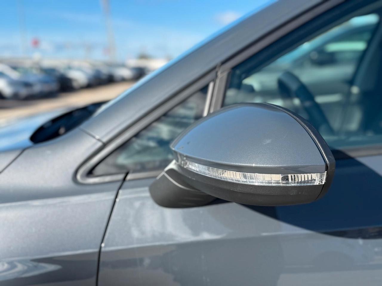 VW GOLF 8 1.0 HY DSG LIFE - KM 20.000 - AZIENDALE