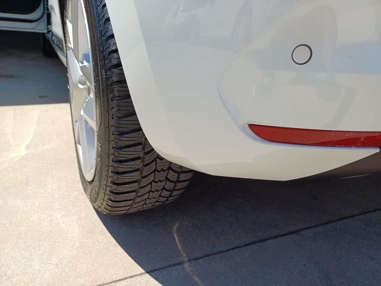 Renault Clio TCe 90 (ADATTA PER NEOPATENTATI)