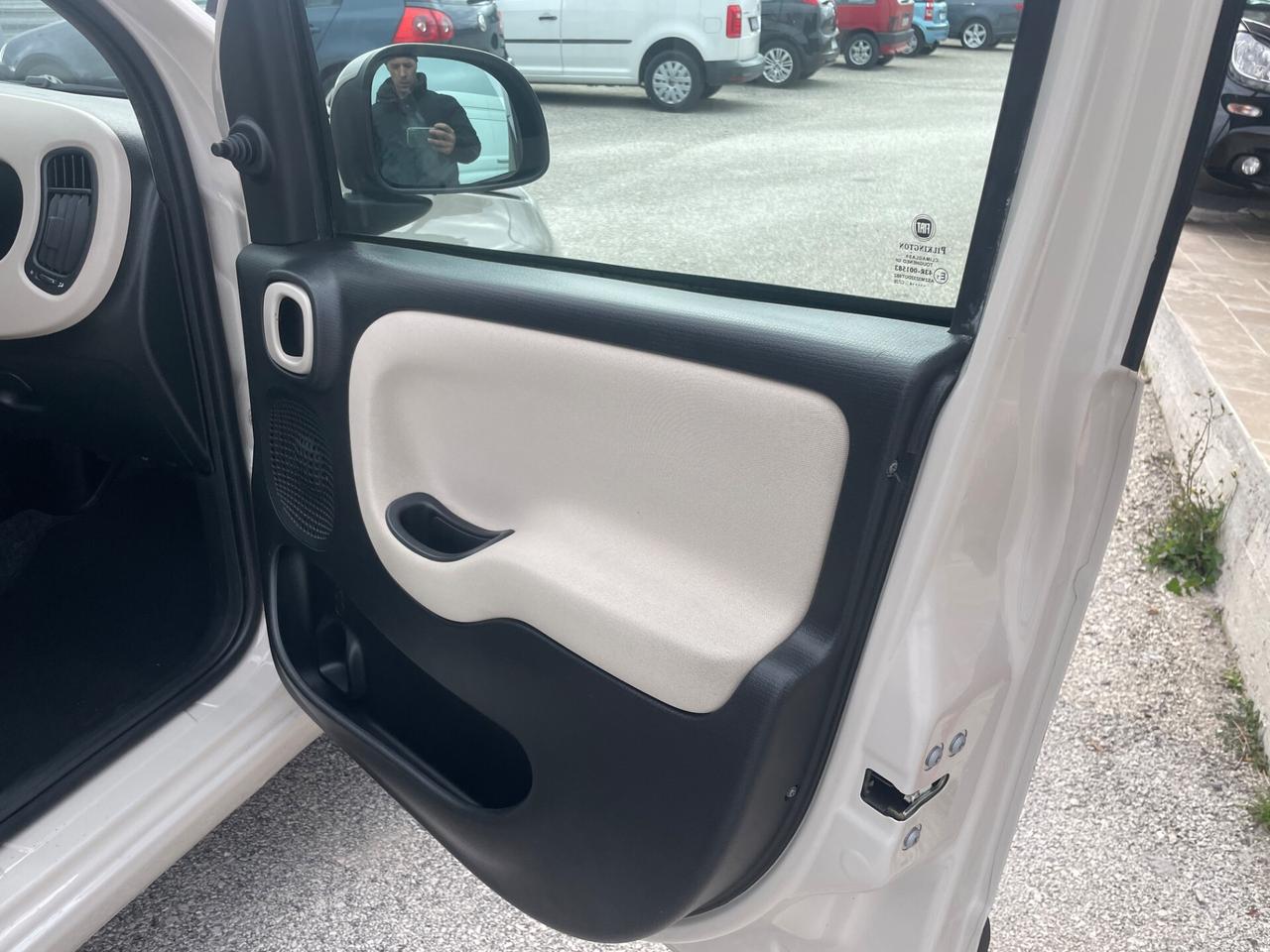 Fiat Panda 0.9 TwinAir Turbo Natural Power Lounge
