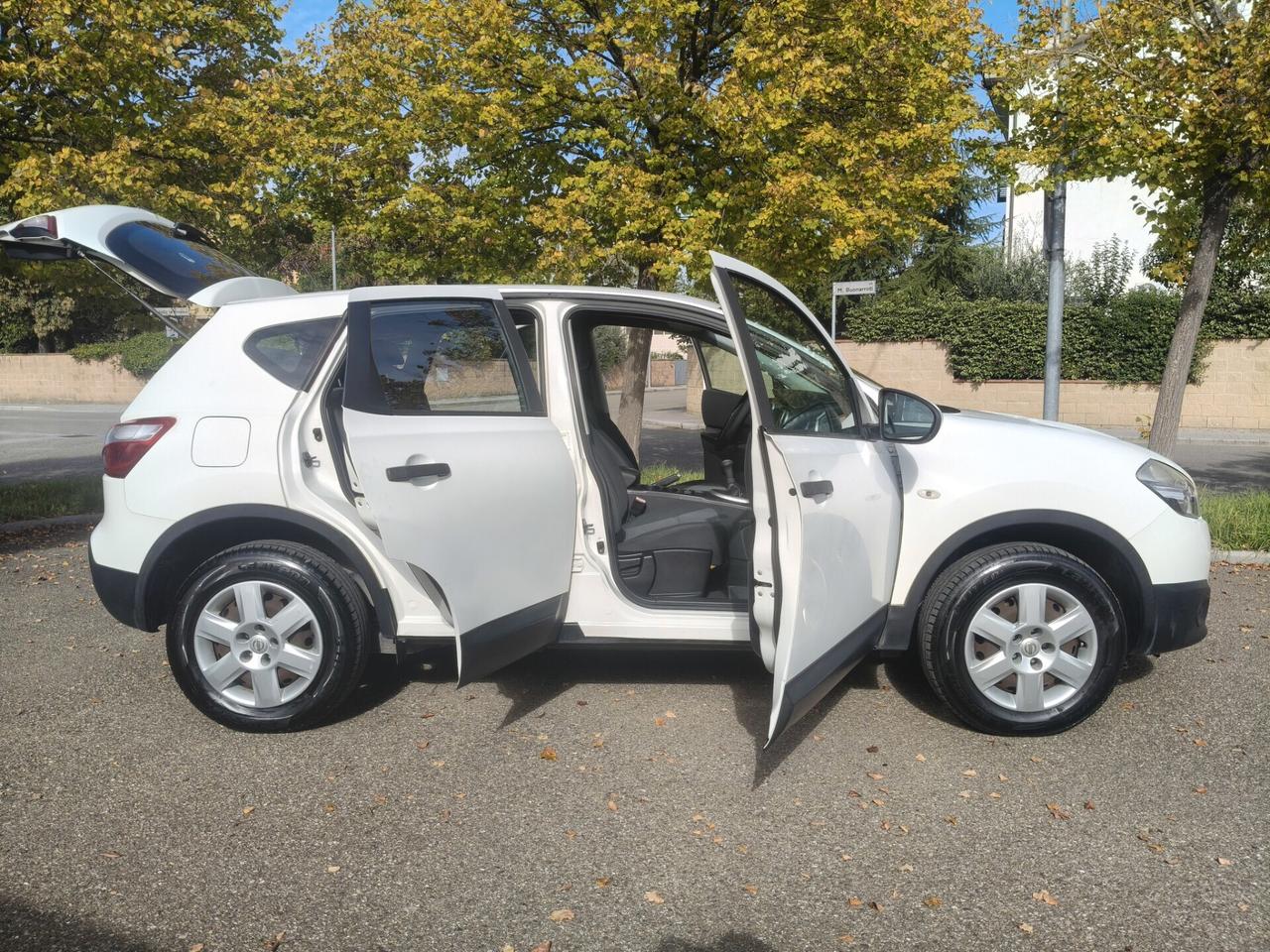 Nissan Qashqai 1.6 del 11 SOLO 137.000 KM