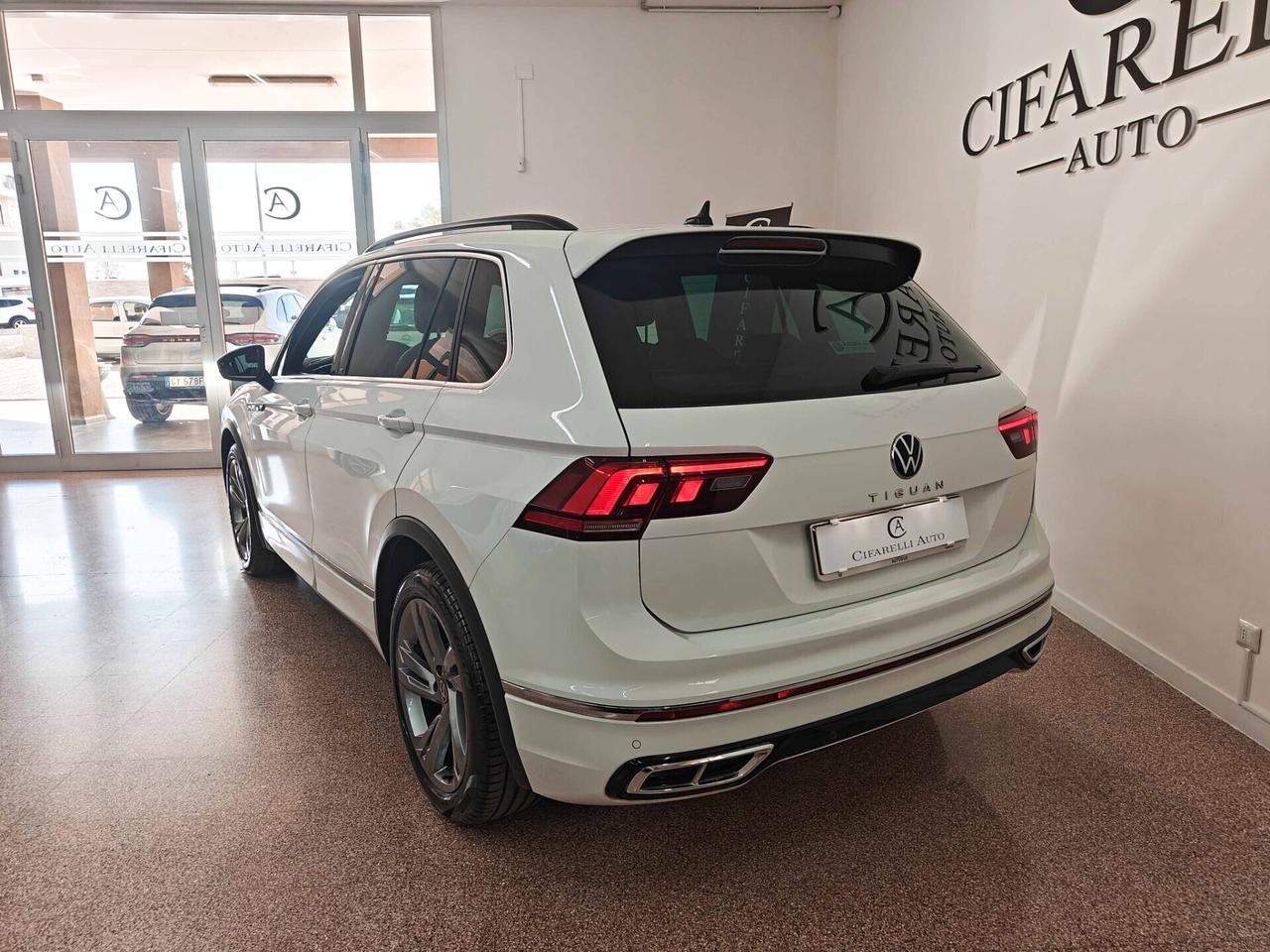 Volkswagen Tiguan 2.0 TDI 150 CV SCR DSG R-Line