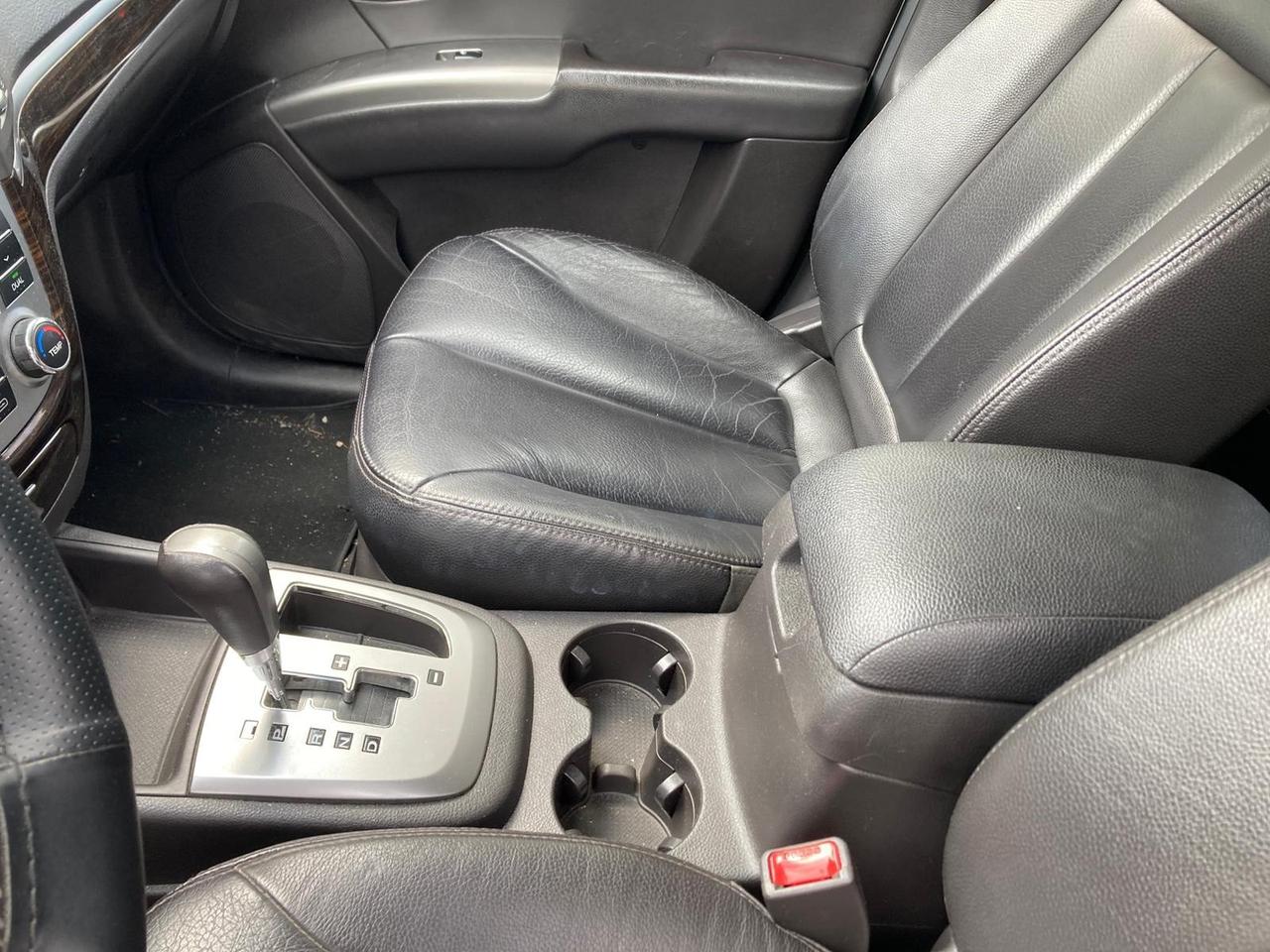 Hyundai Santa Fe 2.2 CRDi VGT 4WD AUTOM 7 POSTI