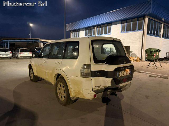 MITSUBISHI Pajero Pajero IV 2007 3.2 cr Instyle 5p auto - FD474XX