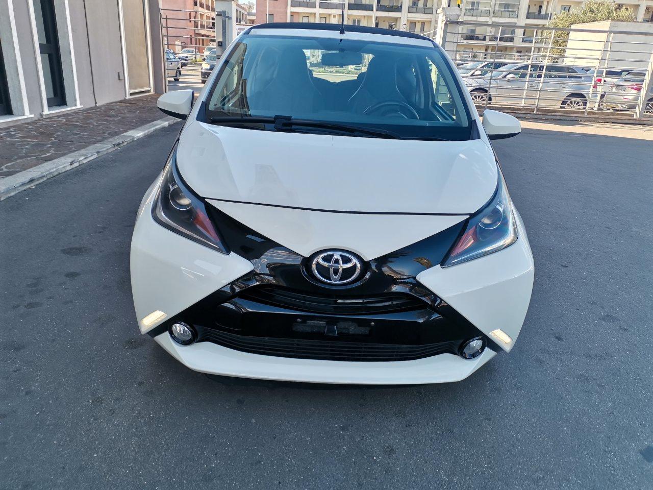 Toyota Aygo 3 Porte Aygo 3p 1.0 x-wave