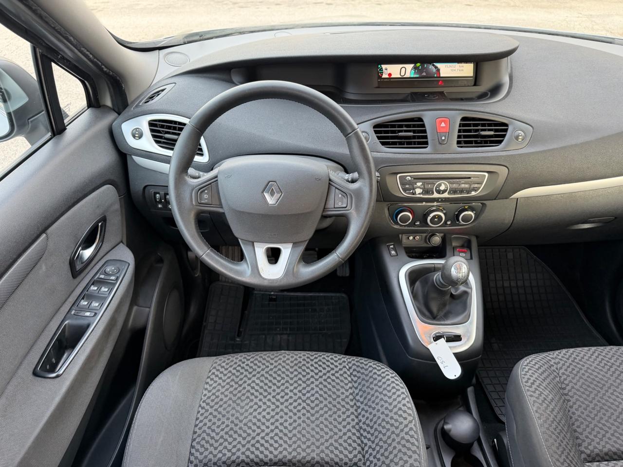 Renault Scenic 1.5 dci 110 cavalli 2011