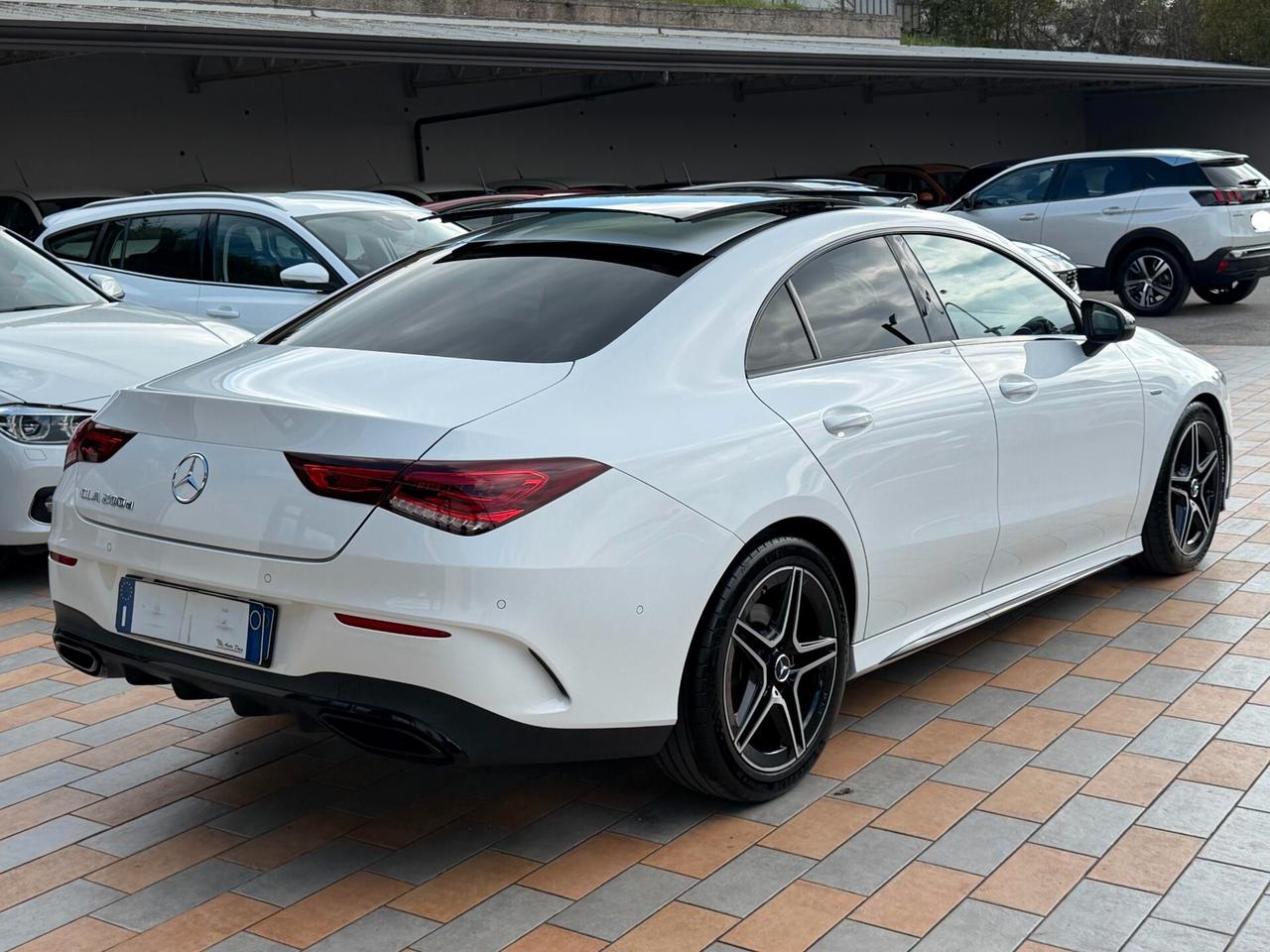 Mercedes-benz CLA 200 D 150 cv. Automatic NIGHT EDITION (Full optional)