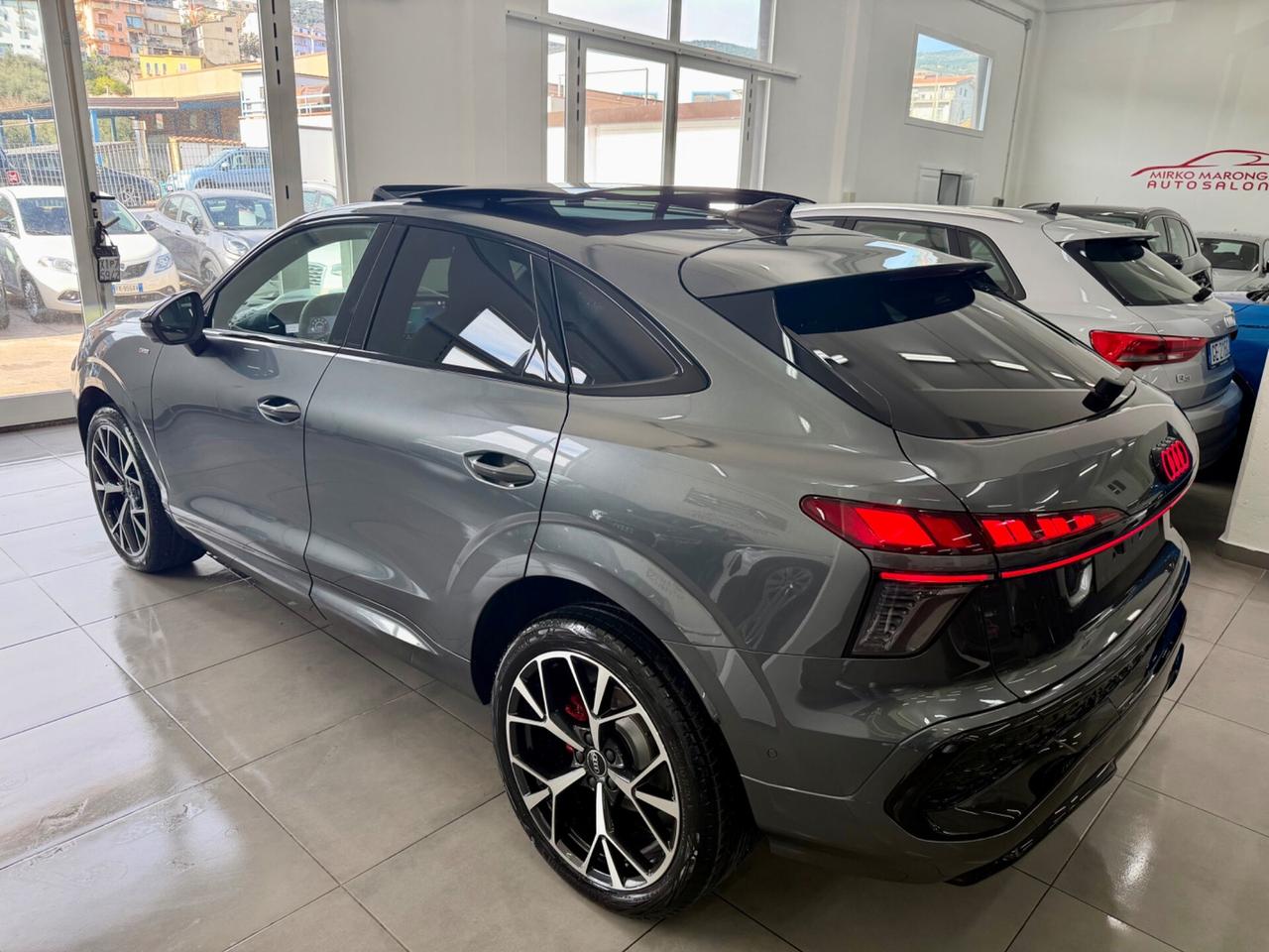 Audi Q3 SPB 40 TFSI quattro S tronic line TETTO/2026